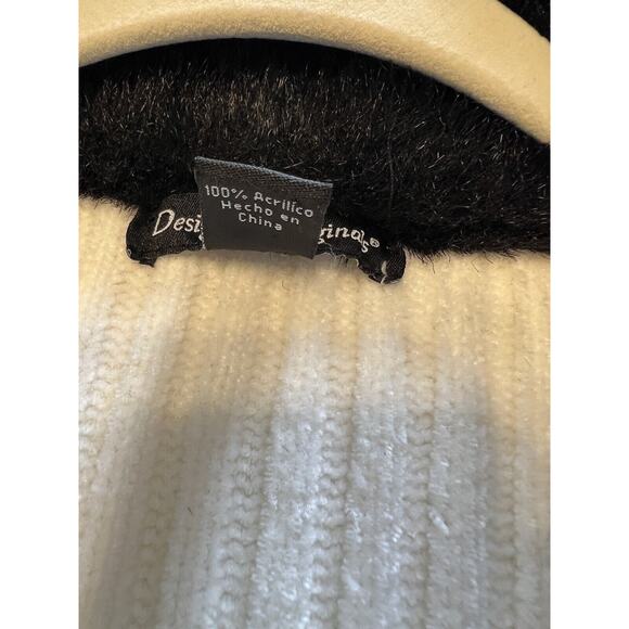 Designers Originals Plus 3X Ivory Sweater Cardigan w/ Black Faux Fur Collar - Picture 9 of 11